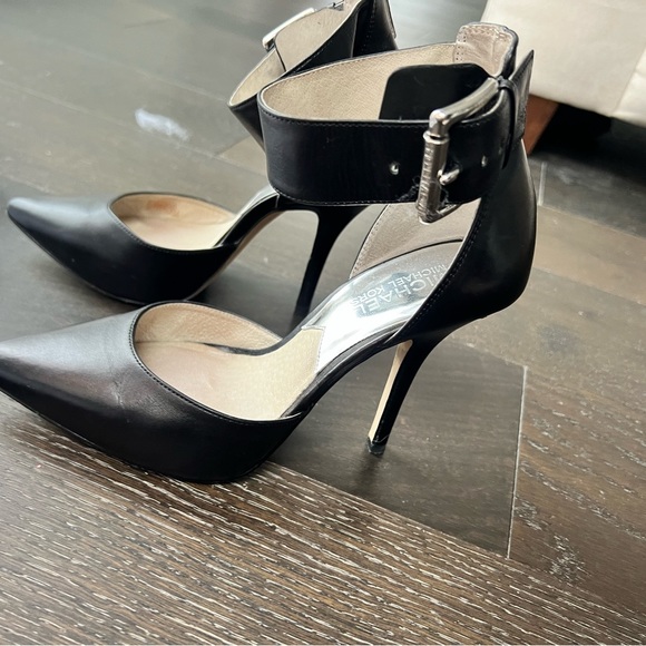Michael Kors heels - Picture 9 of 12